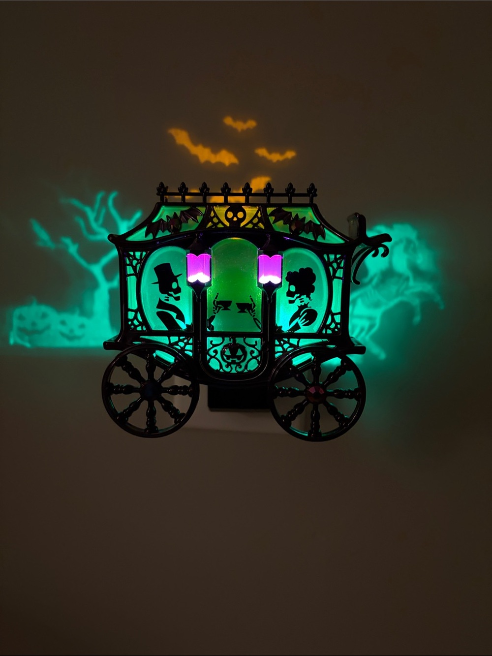 Bath and Body Works Halloween Carriage wallflower diffuser